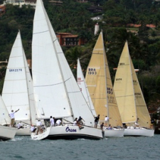 Regata do Camarão une festividade ao prazer de velejar 