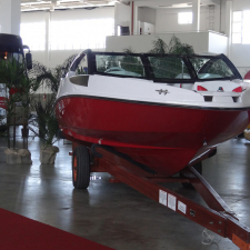 Exponáutica tem lançamentos de barcos produzidos em Santa Catarina